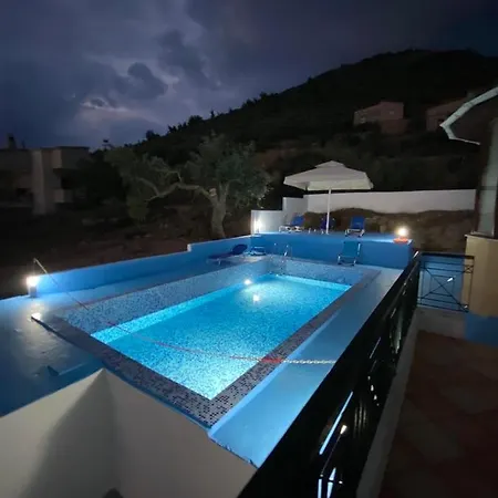 Loridis Villa