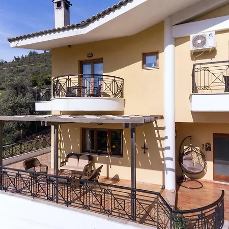 Villa Loridis *