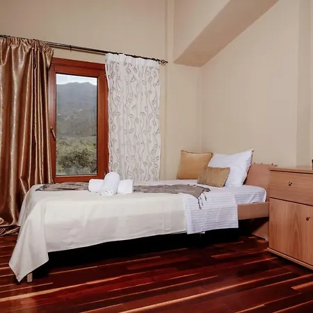 Villa Loridis Prínos