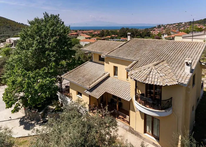 Loridis Villa *